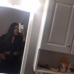 Meet your Posher, Nayely